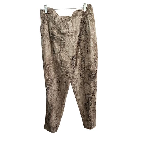White House Black Market Snake Print Paperbag Waist Tapered Ankle Pants Size 12 - Picture 1 of 5